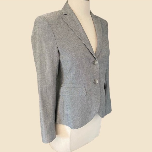 Theory Wool Fitted Blazer In Grey - Picture 4 of 11